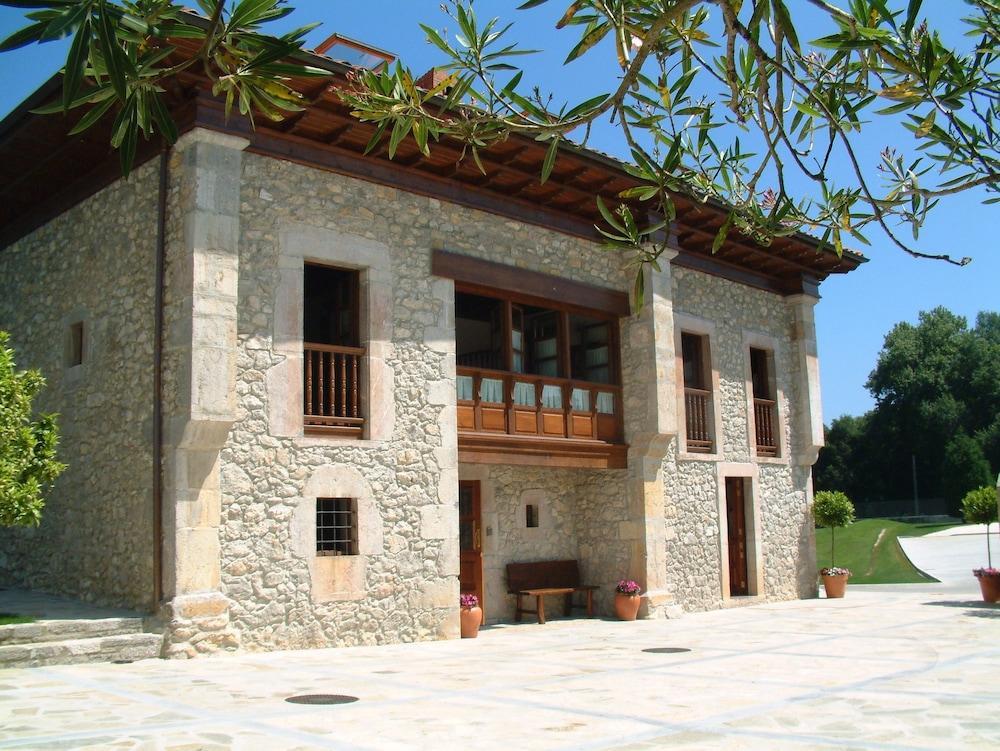 Hotel Aldama Golf Quintana de Llanes Esterno foto
